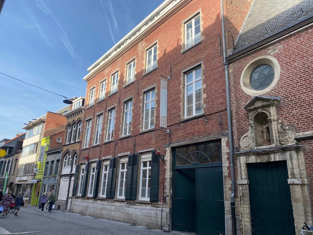 afbeeldingvandegebouw